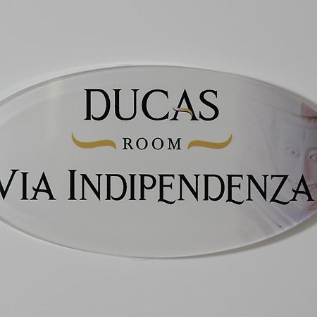 Ducas Rooms And Suite Lascari Ngoại thất bức ảnh