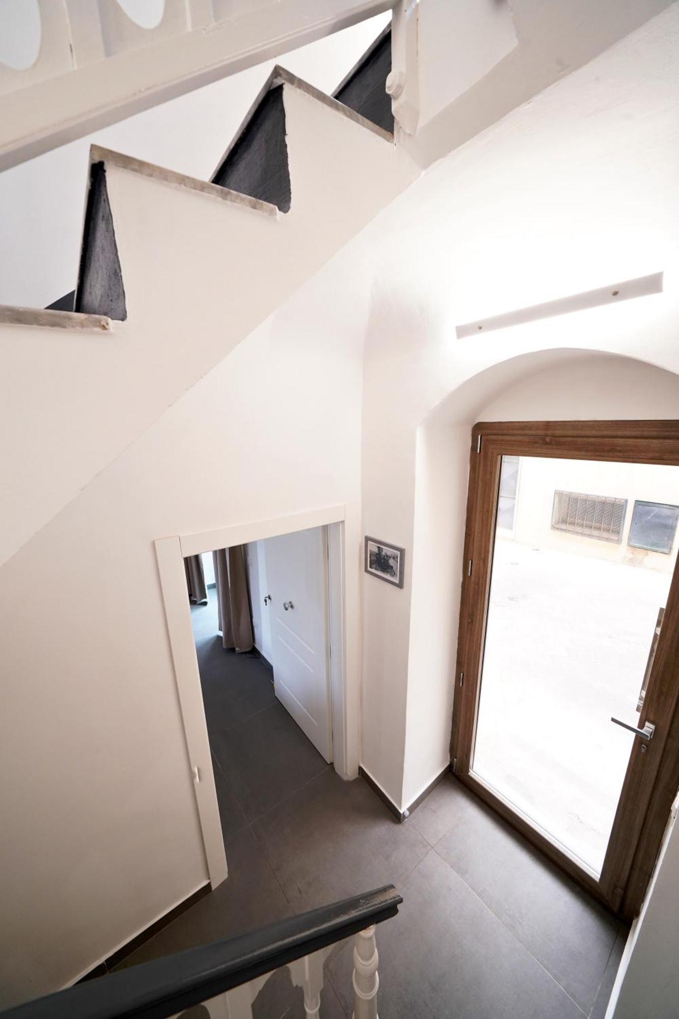 Ducas Rooms And Suite Lascari Ngoại thất bức ảnh