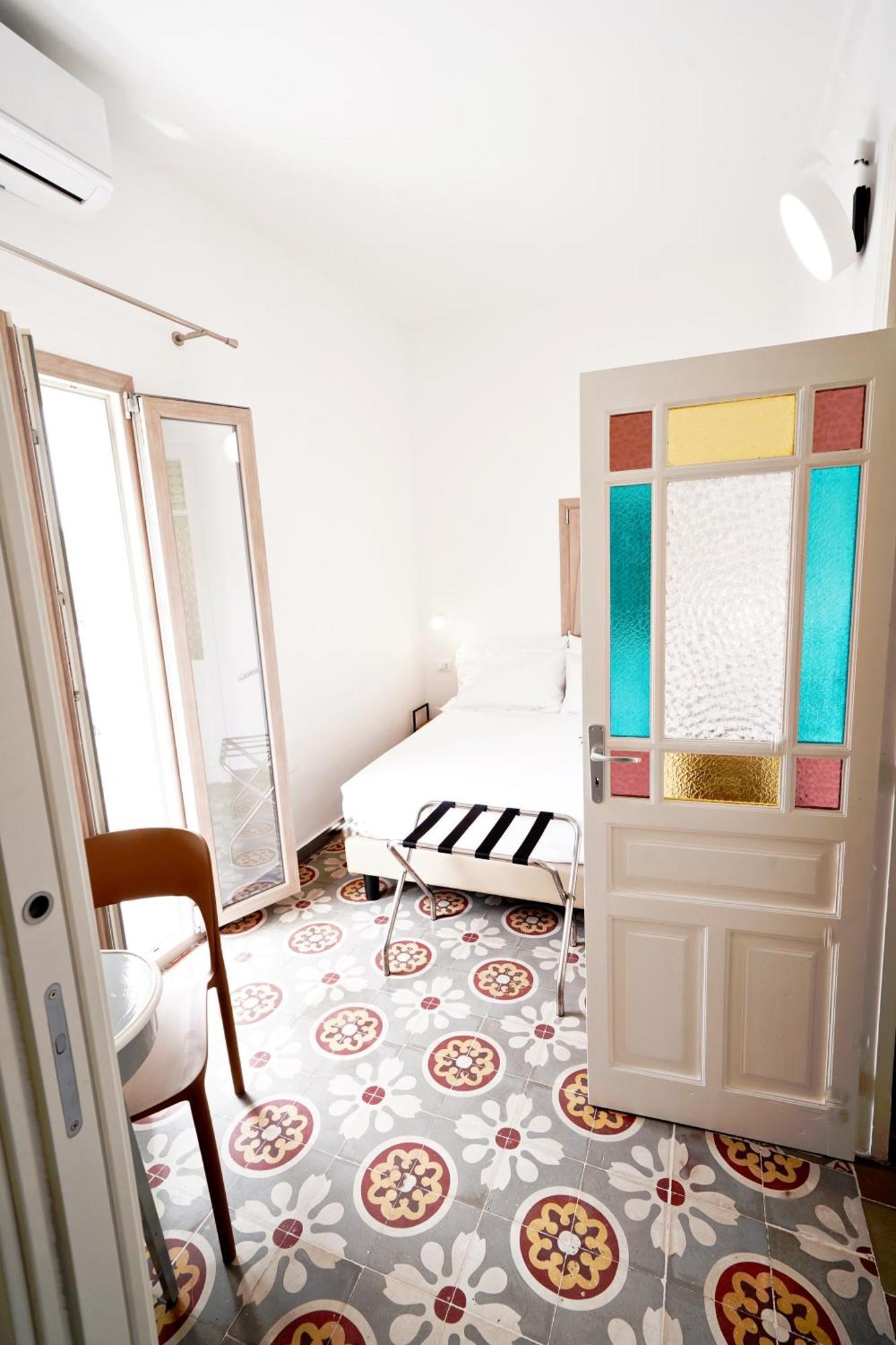 Ducas Rooms And Suite Lascari Ngoại thất bức ảnh